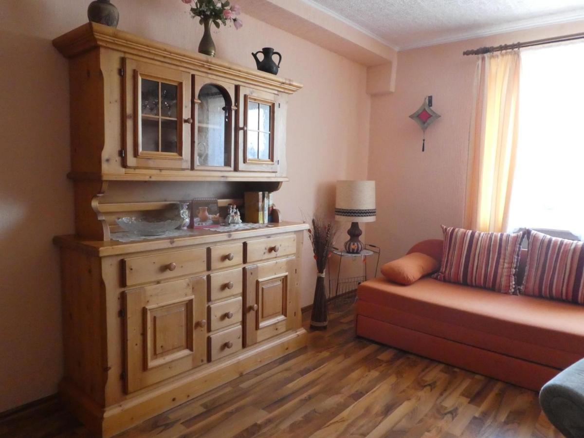 Ferienwohnung Fuelbier Oberzissen Екстериор снимка